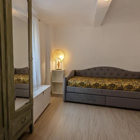 Maison Orange - Dimora Nelle Langhe *
